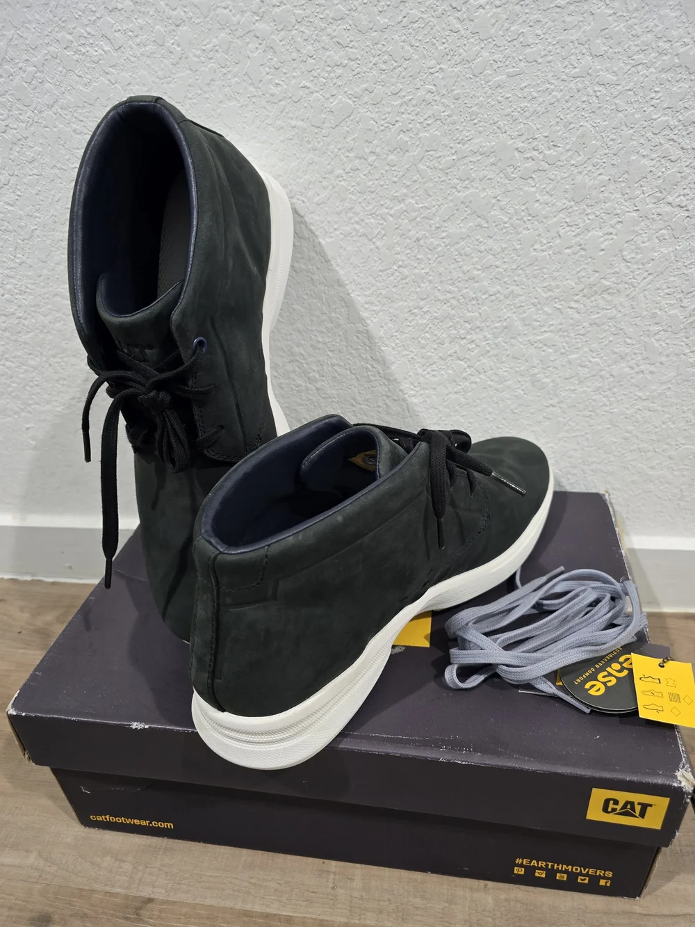 Men's Caterpillar Theorem Fashion Boots